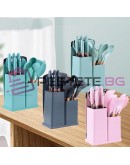 Комплект кухненски прибори от 33 части със стойка, силикон за храна и дърво